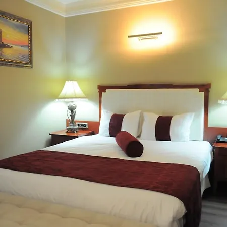 Boutique Princess Hotel 3*