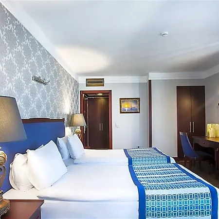 Boutique Princess Hotel 3*